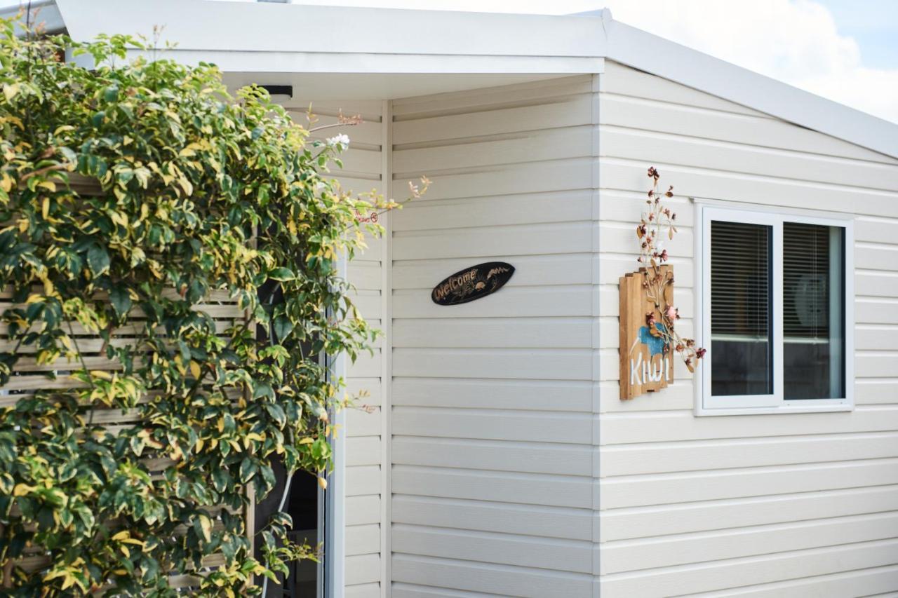 Orewa Kiwi Cabins Exterior photo