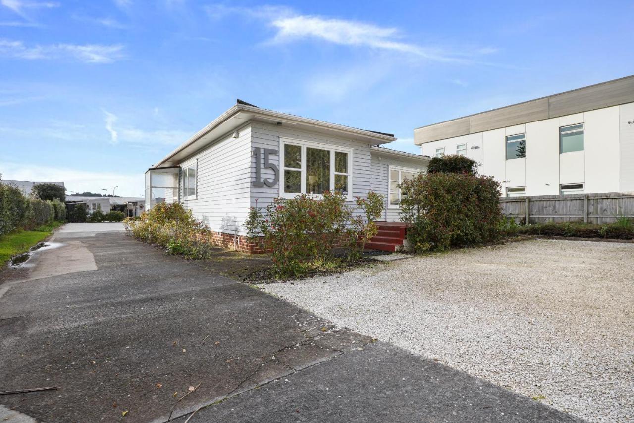 Orewa Kiwi Cabins Exterior photo